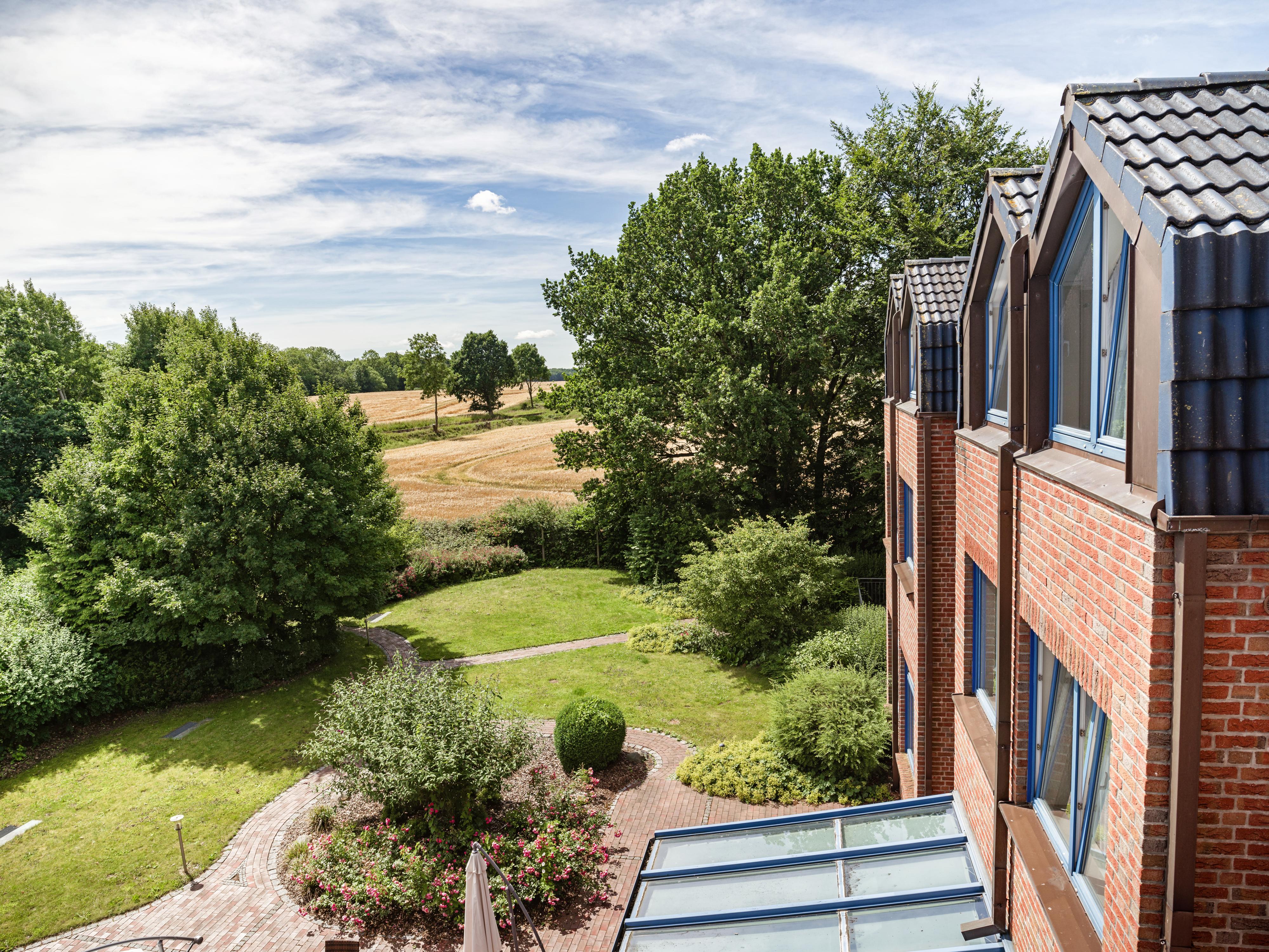 Hotel Daenischer Hof Altenholz By Tulip Inn Экстерьер фото